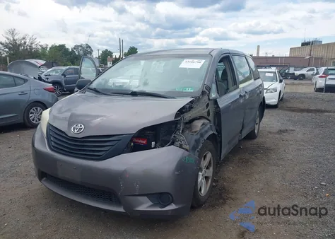 2013 Toyota Sienna L V6 7 Passenger from USA, damaged, VIN 5TDZK3DC8DS304302